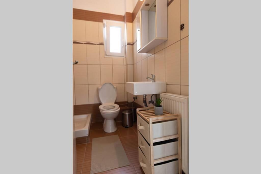 Port View House-Comfy Family Apartment-Panoramic View Nea Peramos  Exterior photo