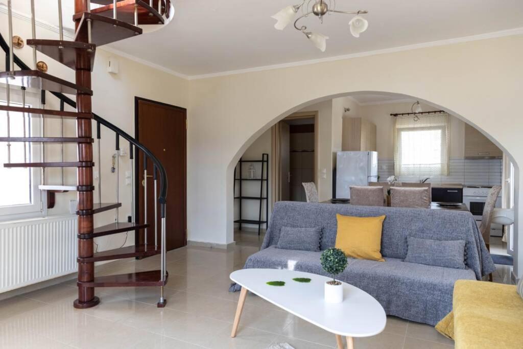 Port View House-Comfy Family Apartment-Panoramic View Nea Peramos  Exterior photo
