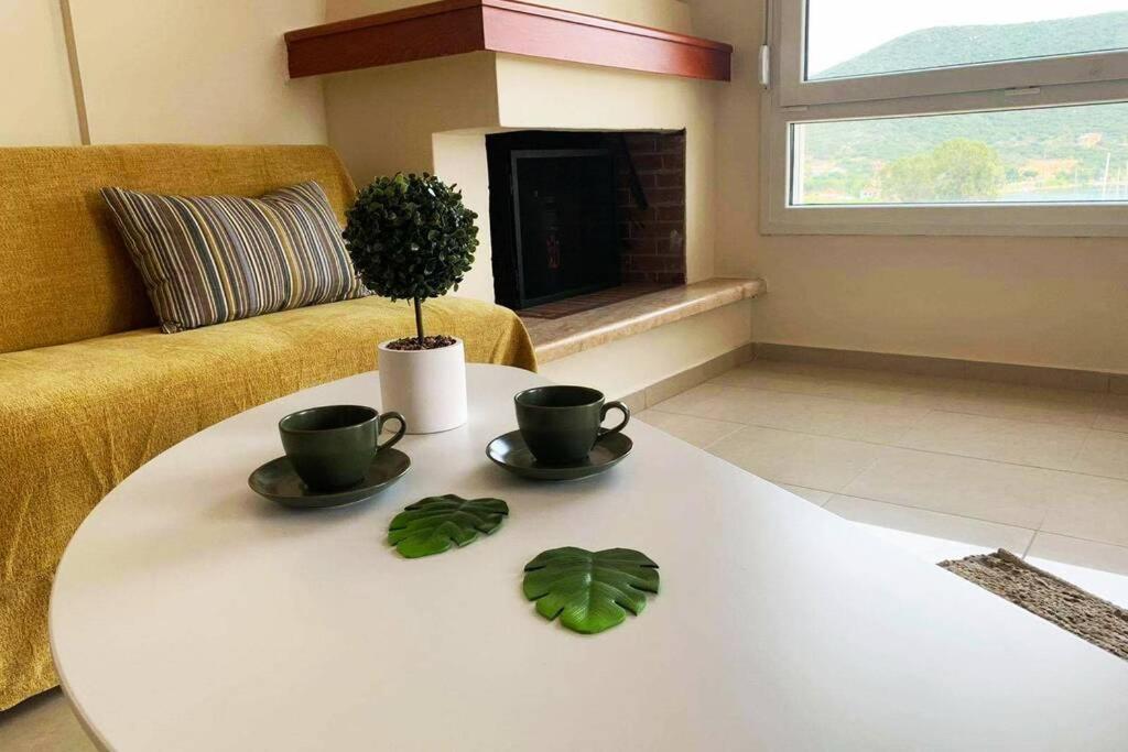 Port View House-Comfy Family Apartment-Panoramic View Nea Peramos  Exterior photo